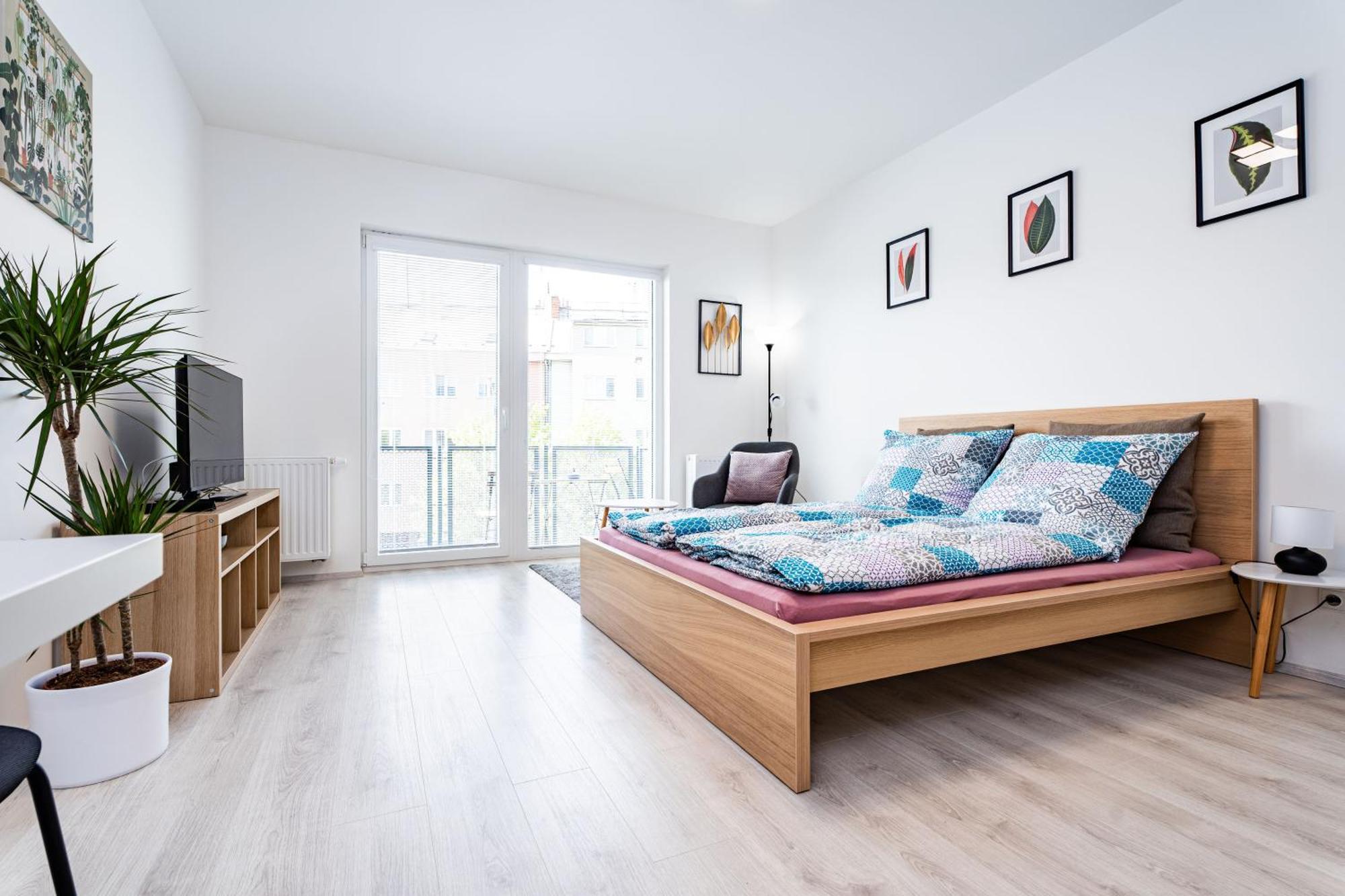 Edmund's 21 Apartment